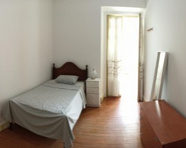 Quarto a estudante ou trabalhadora em Lisboa