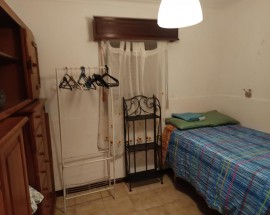 Bom quarto solteiro tranquilo estacionamento Folgosa Igreja