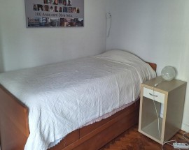 Quarto casa de banho privada Lisboa Campo de Qurique