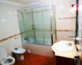 Alugo quarto novo concelho de Silves Armacao de Pera