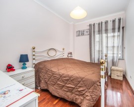 Quarto suite casa de banho privada em Sobreda Almada
