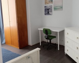 Quarto em Lisboa Benfica av do Uruguai
