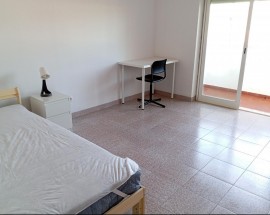 Quartos proximo ISCTE Sintra e estacoes CP linha Sintra