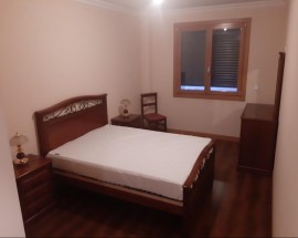Quarto individual cama casal no Infantado Loures