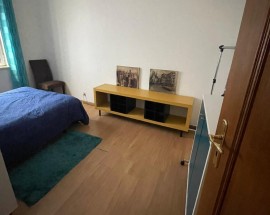 Alugo quarto mobilado em Palmela