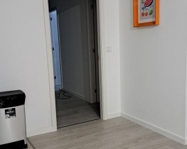 Alugo quartos em T3 novo em Aveiro
