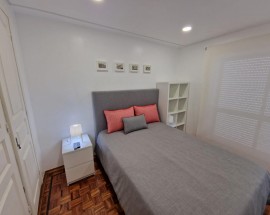 Apartamento T1 junto ao Polo I da UC