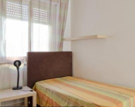 Room in Lisbon Arroios disponible in January