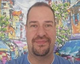 Profissional procura alojamento em Leca da Palmeira