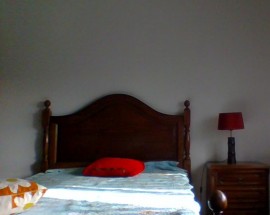 Alugo quarto a menina estudante em Braga