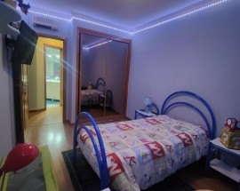 Alugo quarto a pessoas organizadas Odivelas