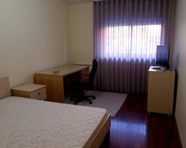 Quarto na rua Manuel Pereira a 150 mts da UM Braga