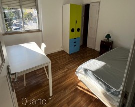 Arrendo quartos em Lisboa Alto da Ajuda