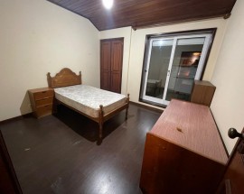 Quarto mobilado em Aveiro