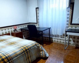 Quarto individual junto ao IST Alameda Saldanha