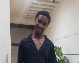 Sou estudante cabo verdiano procuro alojamento