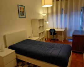 Arrendo quarto Porto rua de Cedofeita