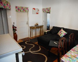 Quarto em Lisboa a 300 metros do metro de Entre Campos