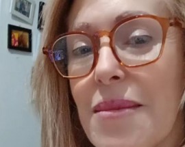 Procuro quarto ou apartamento