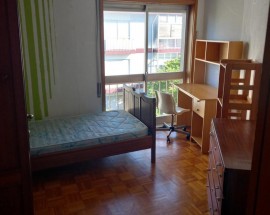 Quartos a meninas estudantes Porto UFPessoa e Polo HSJ