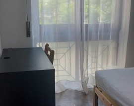 Quarto em apartamento confortavel em Oeiras