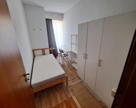 Quarto individual rapariga estudante ICBAS ou FFUP
