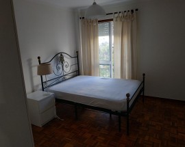Arrendo quarto a estudante Olivais Lisboa proximo do metro