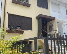 Alugamos quartos junto a praca Velasques Porto