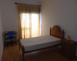Quartos a raparigas estudantes Politecnico de Santarem