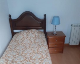 Alugo quarto no centro de Mafra