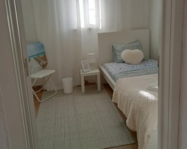 Quarto no Gradil com transporte publico para Lisboa