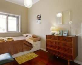 Quarto suite com wc privativo no Porto