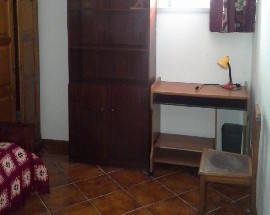 Alugo quarto em Caldas da Rainha proximo ESAD