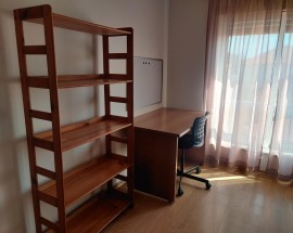 Aluga se quarto a rapariga Lisboa FCT