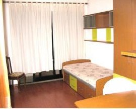 Alugo quarto mobilado tipo estudio com varanda em Braga