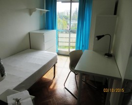 Quarto para rapariga no Lumiar