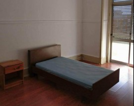 Alugo quarto individual 290 euros em Coimbra FEUC
