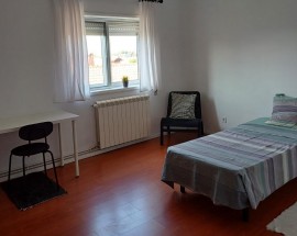 Arrendo quarto em Aveiro Glicinias