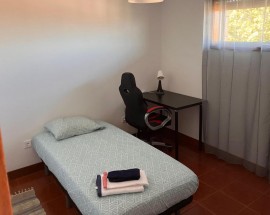 Renovated individual room near Loja Cidadao Aerosa FC Porto