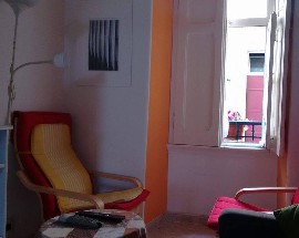 Quarto mobilado em vila historica no coracao de Lisboa