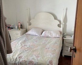 Quarto para estudante na Parede