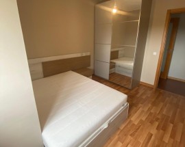 Quarto individual Cama de Casal 380 Porto metro Viso