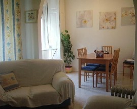 Arrendo quarto individual em apartamento no centro de Lisboa
