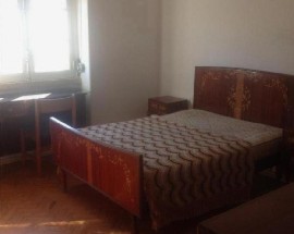 3 bedrooms flatshare in Damaia