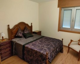Apartamento remodelado a 100 m do Arrabida shoping