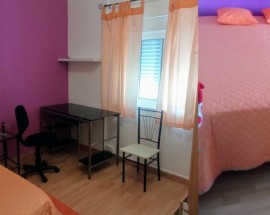 Quarto individual rapariga Setubal Sado