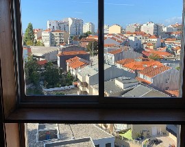 Quarto para estudantes em T3 Porto metro Carolina Michaelis