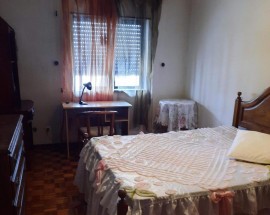 Alugo quarto em apartamento de estudantes em Coimbra