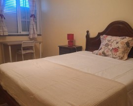 Quartos para raparigas universitarias em Faro