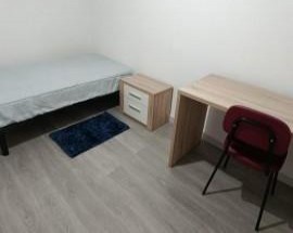 Quarto para estudante rapaz em Coimbra